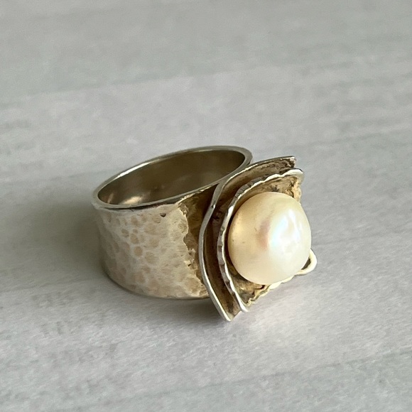 Silpada Sterling Silver Hammered with Fresh
Water Pearl - Picture 3 of 5